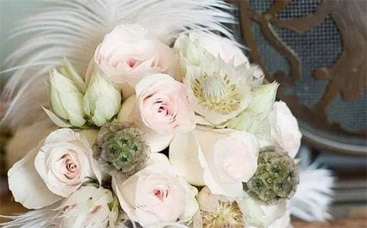 虎年属鼠的吉祥方位哪边(属鼠在虎年好不好)